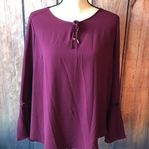 𝅺ab Studio XL burgundy top with bell sleeves